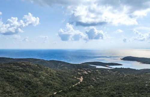 Santa Giulia House | Holiday Home Casa Lavezzi by Interhome
