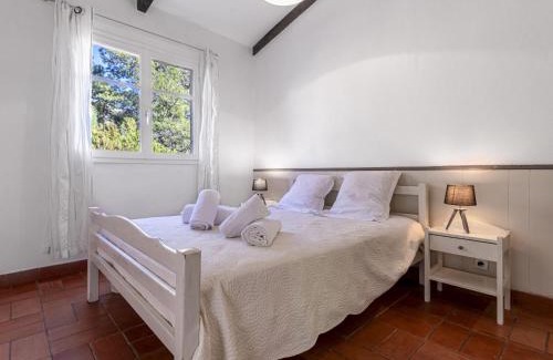Santa Giulia House | Holiday Home Casa Lavezzi by Interhome