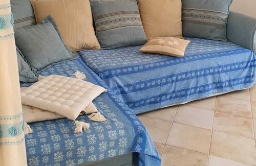 Villasimius House | Holiday Home Casa Moon Villasimius close to the Sea with Shared Pool & A/C