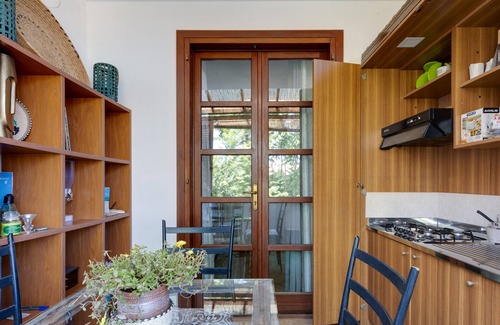 Oristano Historic Centre House | Holiday Home 'Casa Silvi' with Private Terrace, Wi-Fi and Air Conditioning