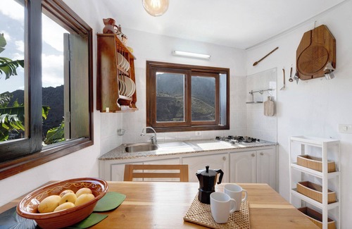 Hermigua House | Holiday Home "Casa Tajaraste 1" with Sea & Mountain Views, Private Terraces, Wi-Fi