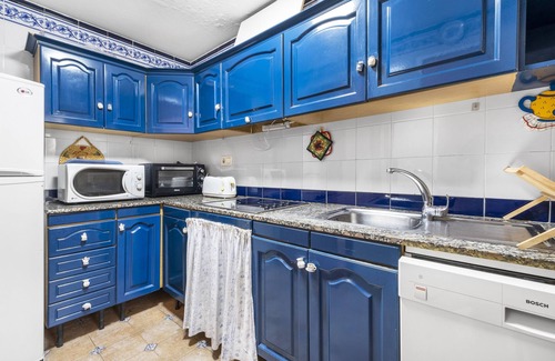 Santa Pola House | Holiday Home 'Casa Varadero' with Shared Pool