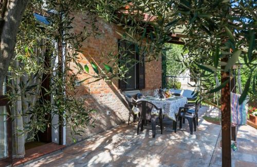 Chiusi House | Holiday Home Casa Violella by Interhome