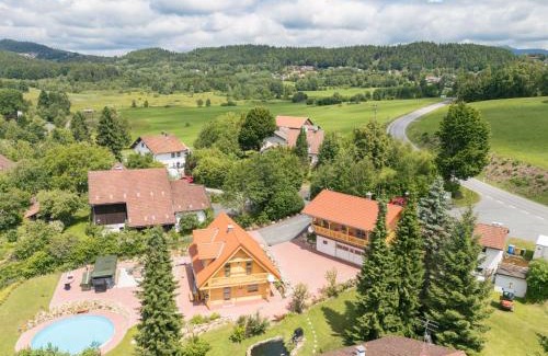 Muhlberg House | Holiday Home Chalet Sven by Interhome