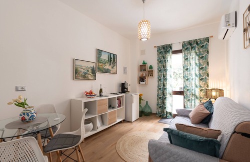 Santa Ninfa Apartment | Holiday Home "Civico 17" with Wi-Fi & A/C