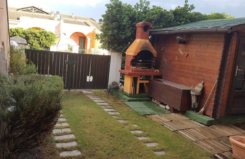 Maddalenedda House | Holiday Home 'Country' with Private Terrace, Wi-Fi and Air Conditioning