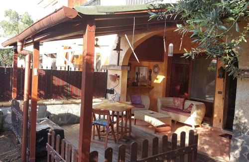 Maddalenedda House | Holiday Home 'Country' with Private Terrace, Wi-Fi and Air Conditioning