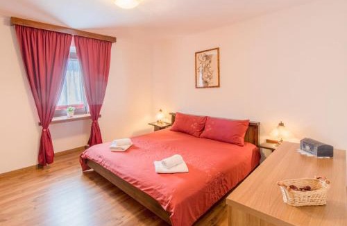 Gracisce House | Holiday Home Danica by Interhome