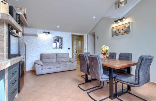 Nova Vas House | Holiday Home Darija by Interhome