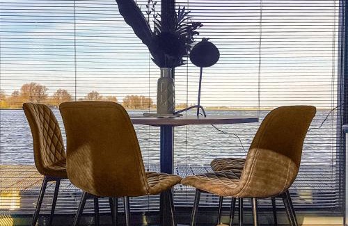 Municipality of Uitgeest Resort | Holiday Home De Meerparel-1 by Interhome