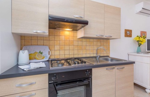 Rudalza House | Holiday Home 'Domus Pintadas 2' with Private Terrace, Wi-Fi and Air Conditioning