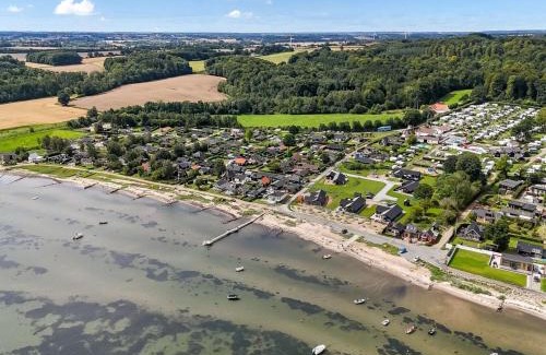 Grønninghoved Strand House | Holiday Home Eino - 30m from the sea by Interhome