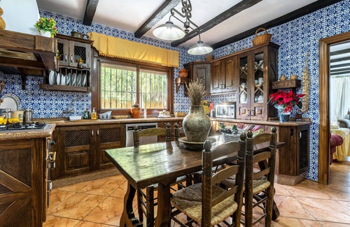 Alhaurin el Grande House | Holiday Home "Cortijo Don Juan" with Mountain View, Garden & Wi-Fi