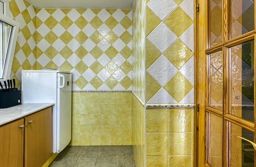 Bon Relax House | Holiday Home 'Elena' with Mountain View, Wi-Fi and Air Conditioning
