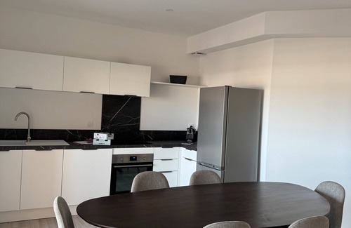 Port-la-Nouvelle House | Holiday Home 'Face À La Mer 1' with Air Conditioning