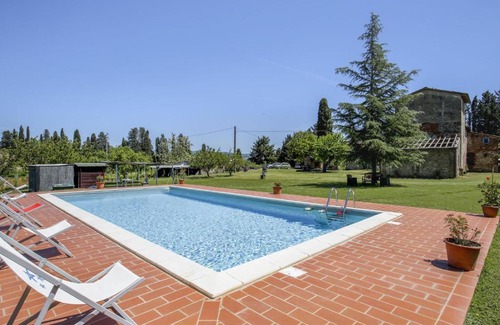 Monteriggioni House | Holiday Home Fattoria Petraglia by Interhome