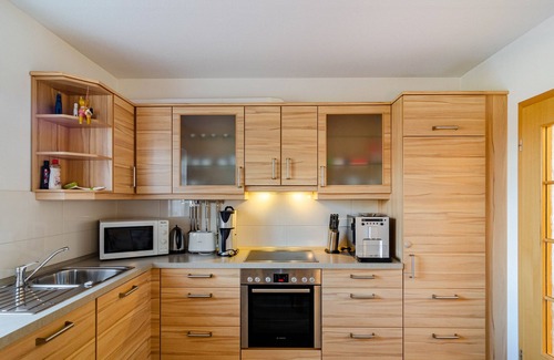 Borkum House | Holiday Home 'Ferienhaus Inselliebe' with Private Terrace, Private Garden and Wi-Fi