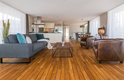 Gwatt House | Holiday home for 6 guests with 180m² in Gwatt (58187)