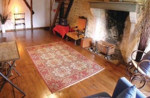 Beaulieu-sur-Sonnette House | Holiday Home Le Coussot