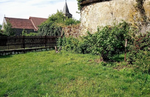 Celles-en-Bassigny House | Holiday home in Celles-En-Bassigny enclosed garden