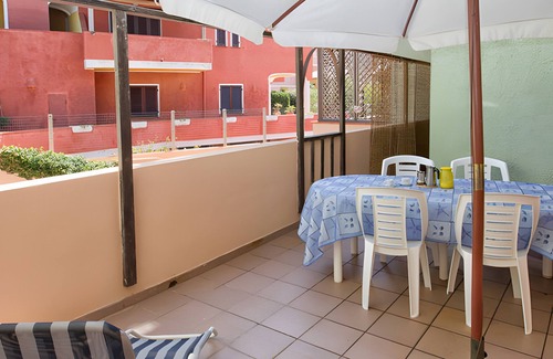 Lu Bagnu House | Holiday Home 'Gaia' with Private Terrace and Balcony