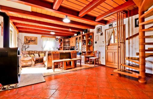 Ivanec House | Holiday Home Grga with Jacuzzi and Swimming Pool