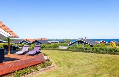 Grønninghoved Strand House | Holiday Home Hoghni - 300m from the sea by Interhome