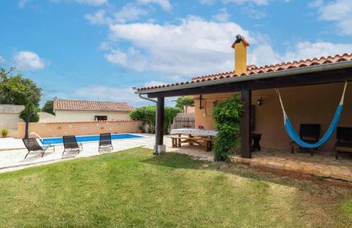 Kozljani House | Holiday Home Hortensija by Interhome