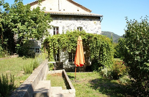 Pont-de-Labeaume House | Holiday Home in Ardèche near Château Ventadour