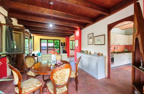 Castagneto Po Apartment | Holiday Home 'Il Trucchetto' with Private Garden