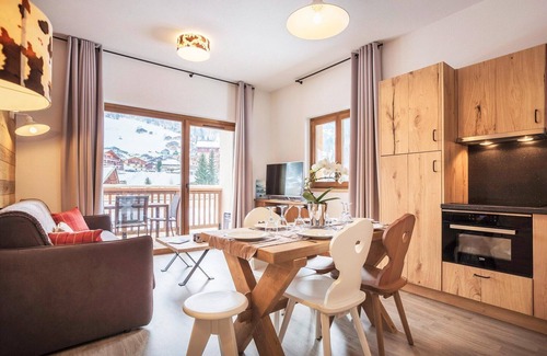 Beaufort Apartment | Holiday Home in Beaufort near Ski Trails