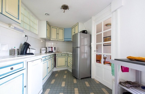 Herisson House | Holiday Home in Hérisson near Lake