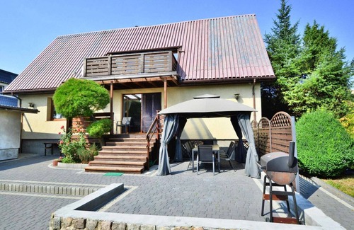 Kolobrzeg Villa | Holiday Home in Kołobrzeg near Sandy Beach