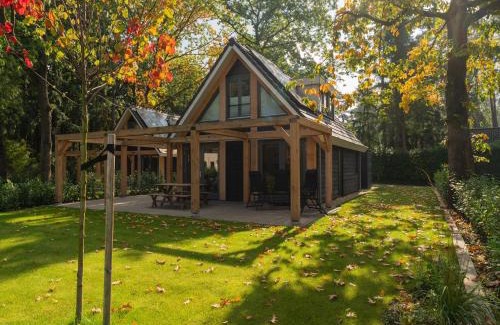 Lochem House | Holiday Home in Lochem with Garden View, cleaning included