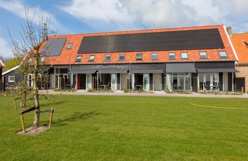 Municipality of Veere House | Holiday Home in Oostkapelle near Beach