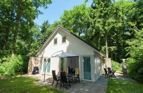 Oudemirdum House | Holiday Home in Oudemirdum by Frisian Lakes, cleaning included