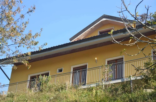Pescia House | Holiday Home in Pescia with Private Pool