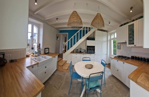 Plougasnou House | Holiday Home in Primel near Sandy Beach