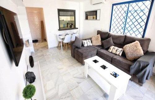 Roquetas de Mar House | Holiday home in Roquetas de Mar by the sea