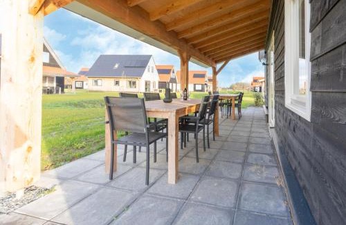 Scherpenisse House | holiday home in Scherpenisse with sauna