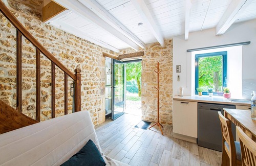 Soturac House | Holiday Home in Soturac with Private Pool