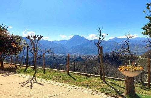 Barga House | Holiday Home in Tuscany with Scenic Views