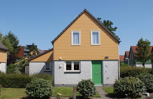 Wemeldinge House | Holiday Home in Zeeland near the Sea