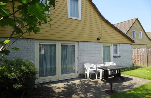 Wemeldinge House | Holiday Home in Zeeland near the Sea