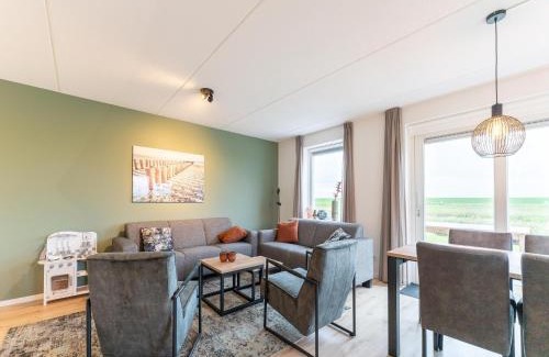 Scherpenisse House | Holiday Home in Zeeland near Nature Reserve, cleaning included