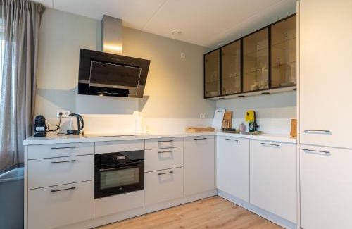 Scherpenisse House | Holiday Home in Zeeland near Nature Reserve, cleaning included