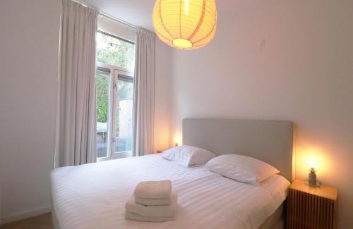 Zelhem House | Holiday Home in Zelhem with Hot Tub & Forest