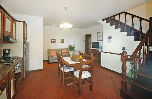 Camaiore House | Holiday Home in Versilia near Sandy Beaches