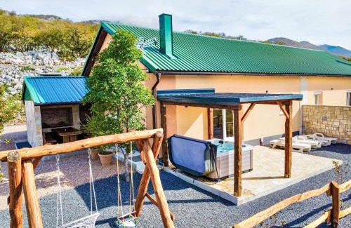 Karlobag House | Holiday Home Iva by Interhome