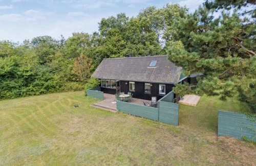 Arnager House | Holiday Home Joon - 100m from the sea by Interhome